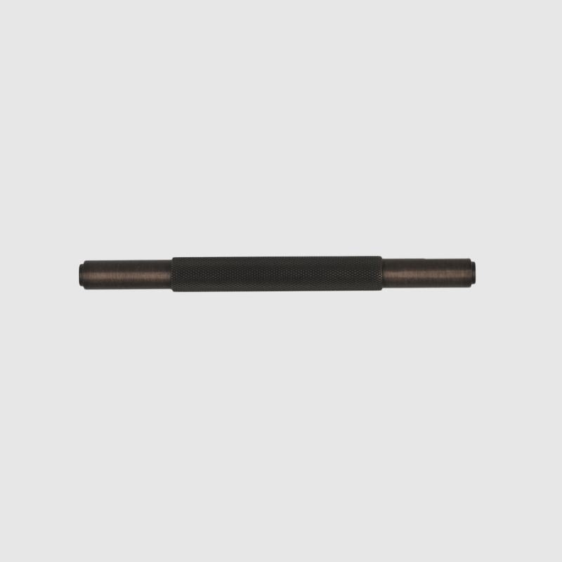 Knurled Aged Bronze Stainless Steel Cabinet Pull Handle 170mm detail