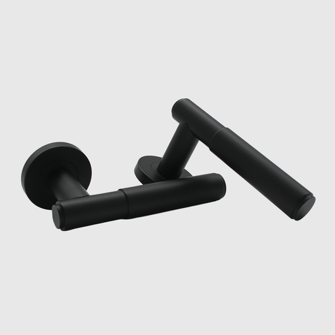Luma Matte Black Door Handle